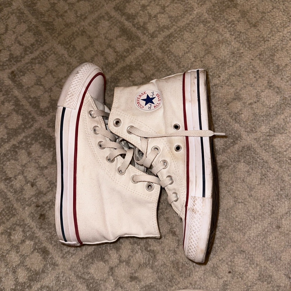 Kids/Women’s White Converse